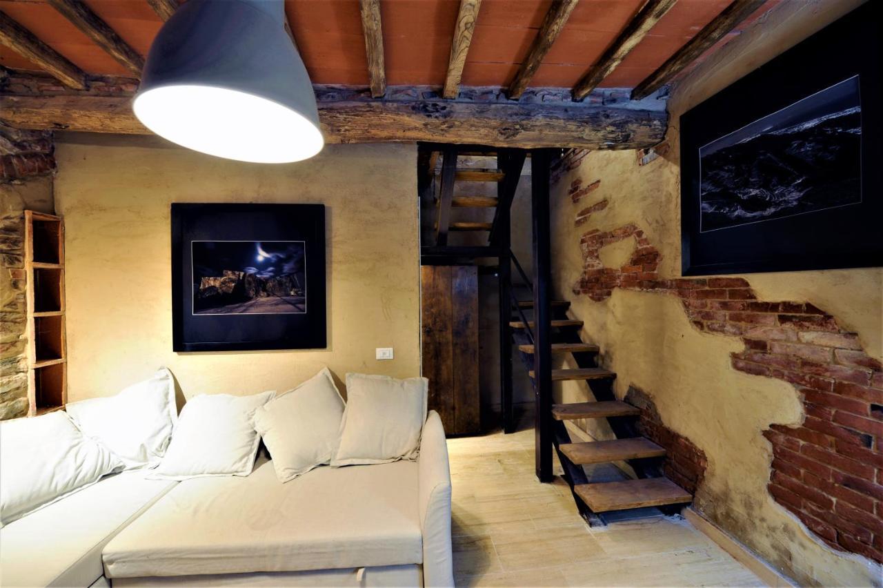Incantevole Casa Sul Fiume, Relax E Natura Ai Piedi Della Alpi Apuane Massa  Exterior photo