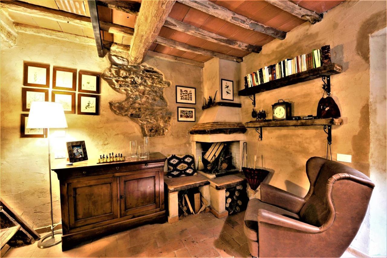 Incantevole Casa Sul Fiume, Relax E Natura Ai Piedi Della Alpi Apuane Massa  Exterior photo